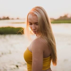 Meet your Posher, Brooke